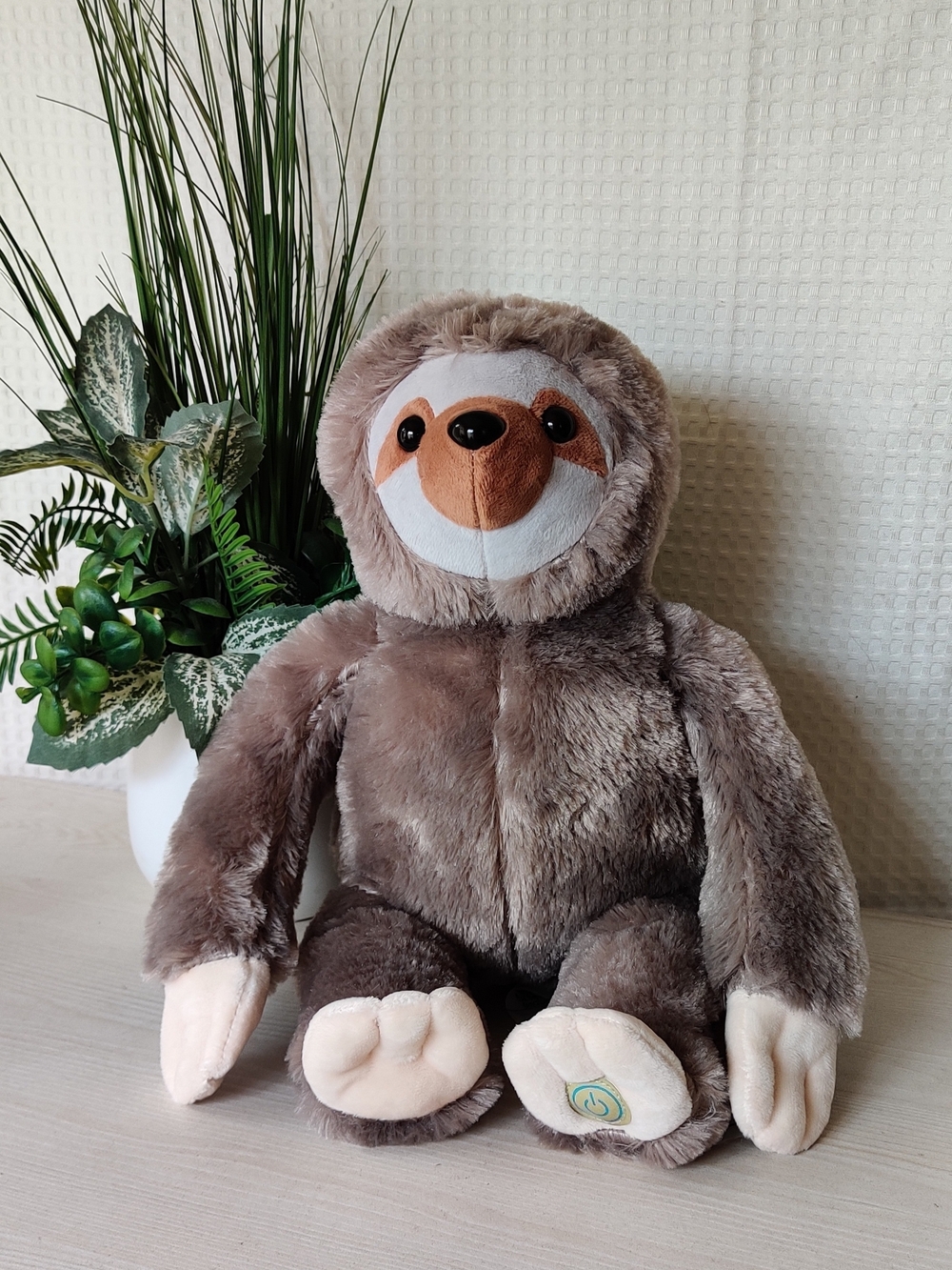 Health Touch Huggable Vibration Sloth Massager 15"